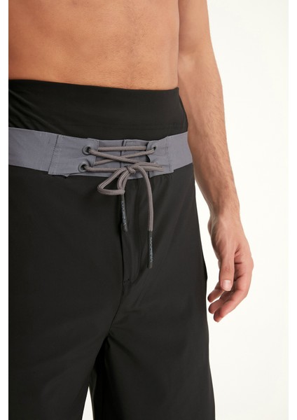 Siyah Erkek Tesettür Yüzme Şortu - Iç Taytlı, UPF50+ Korumalı S2504-1