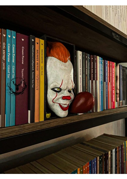 Hayatvesanat It / Pennywise / Kitaplık Figürü / Kitap Tutucu fiyatları