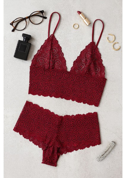 Kadın Bordo Dantel Bralet Şort Takımı – Asil ve Sofistike Iç Giyim