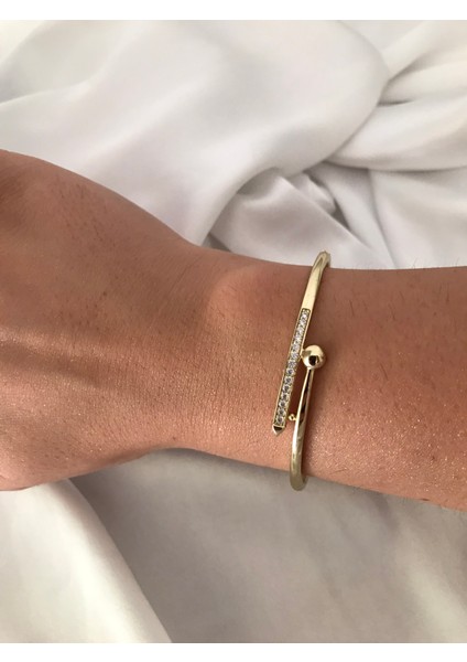 Paslanmaz Çelik ikili görünümlü kuyumcu model gold taşlı parlak kelepçe bilezik fiyatları