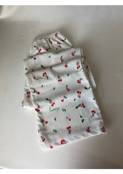 Kiraz Desenli Kadın Pijama Takımı modelleri
