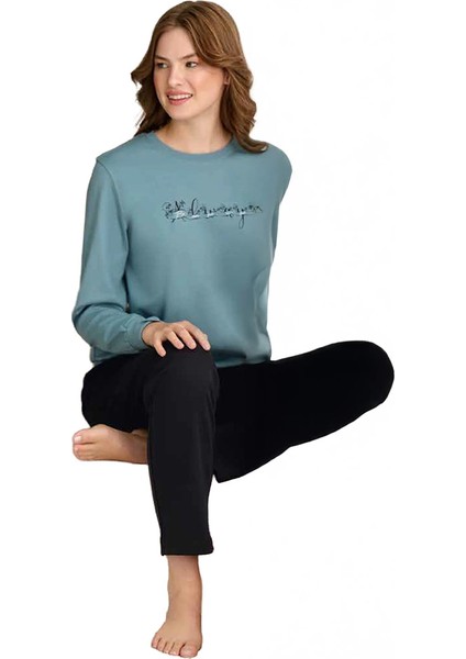 3905 Kadın Kışlık O-Yaka Pijama Takım