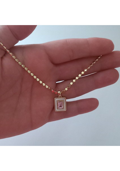 Taş Detaylı Gold Ezme Model Çelik Kolye