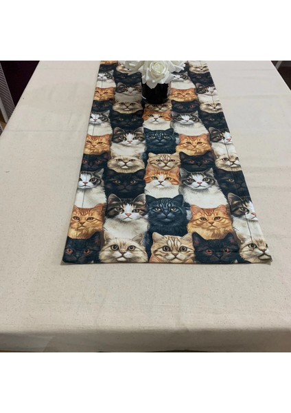 Kedi Desenli, Yüksek Kaliteli Dijital Baskılı Runner, Dayanıklı, Modern Tasarım 40X150 cm