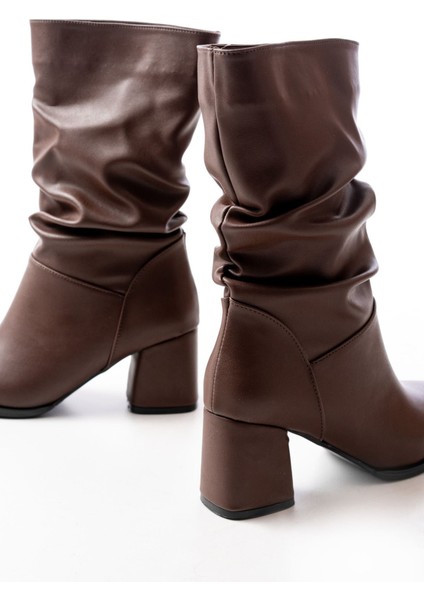 RS-2430 Kahverengi Topuklu Körüklü Günlük Kadın Bot fırsatları