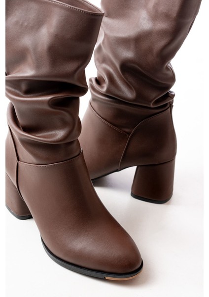 RS-2430 Kahverengi Topuklu Körüklü Günlük Kadın Bot indirimleri