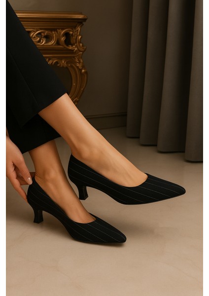 Çizgili Kumaş Kadeh Topuklu Siyah Stiletto Ayakkabı