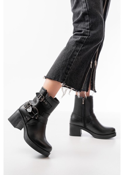 5109-3028 Siyah Toka Aksesuarlı Fermuarlı Topuklu Günlük Kadın Bot fiyatları