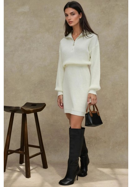 Kadın Bele Oturan Fermuar Yaka Fitilli Mini Triko Elbise Natural