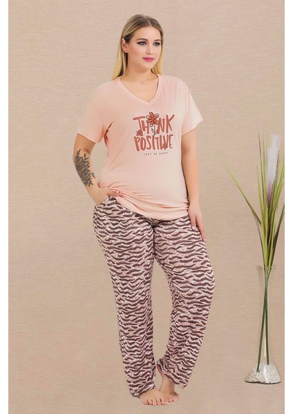 Somon Renk ve Desenli 110 Kısa Kollu Kadın Büyük Beden Anne Pijama Takımı