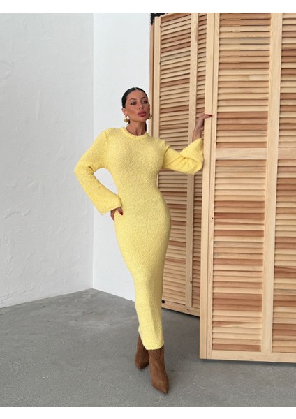 Doku Detaylı Triko Uzun Kadın Elbise