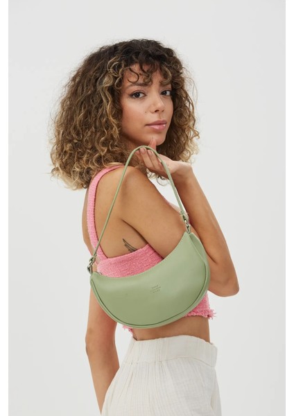 Tek Bölmeli Şık ve Ergonomik Suni Deri Mini El ve Omuz Çantası