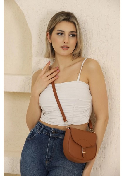 Ayarlanabilir Askılı Sade ve Şık ve Ergonomik Çıtçıt Kapatmalı Çapraz Omuz Çantası