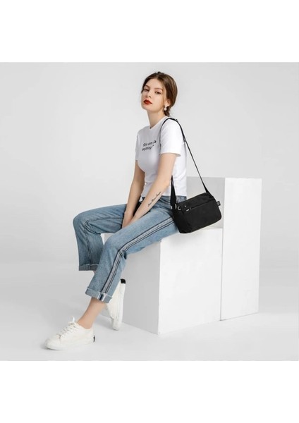 Küçük Boy Postacı Kadın Postacı Çantası Klinkıl Kumaş Suya Dayanıklı Yüzey