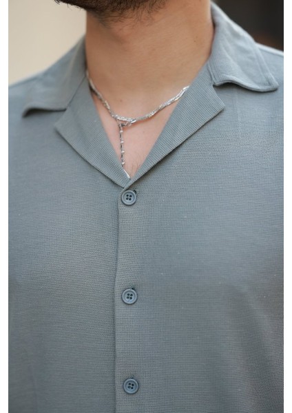 Erkek Apaç Yaka Örme Kumaş Kısa Kollu Gömlek fiyatları