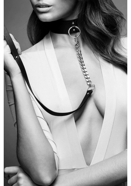 Deri ve Zincir Detaylı Tasma - Ürün Rengi:kırmızı