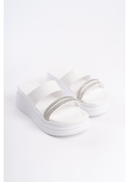 Sarah Düz Topuklu Taşlı Şeritli Kalın ve Ortopedik Taban Kadın Terlik Cbt - Beyaz fırsatları