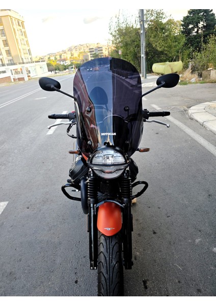 Moto Guzzi V7 Stone Siperlik Ön Cam 2021-2023 Model 53CM Siyah Renkli 4mm Aparatsızdır