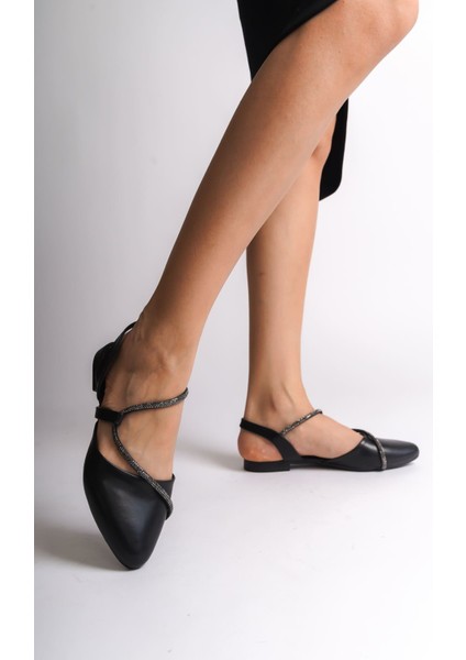 Hannah Lastikli Ortopedik Rahat Taban Taş Detaylı Kadın Babet Ayakkabı Cst - Siyah