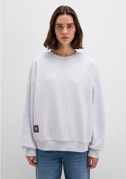 Sırt Baskılı Gri Sweatshirt 1S10364-87033 fırsatları