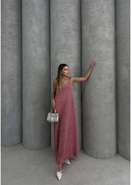 Piliseli Uzun Elbise fırsatları