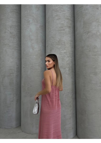 Piliseli Uzun Elbise indirimleri