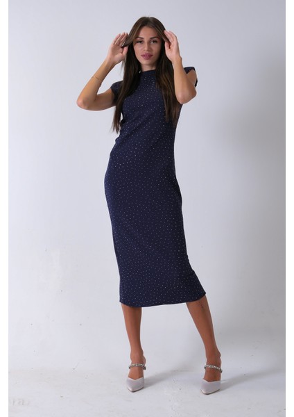 Lacivert Büzgülü Üzeri Taş Detaylı Elbise 03050336.02 modelleri