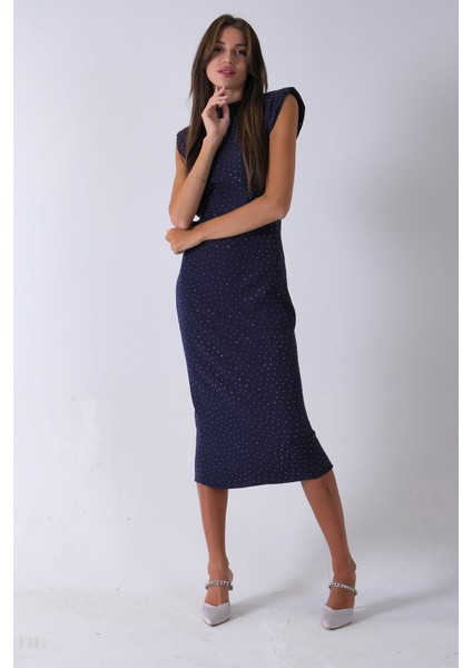 Lacivert Büzgülü Üzeri Taş Detaylı Elbise 03050336.02 fırsatları