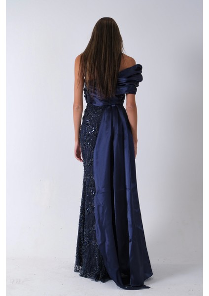 Lacivert Çiçek Detaylı Pul Boncuk Işlemeli Kuyruklu Abiye 9705650.02