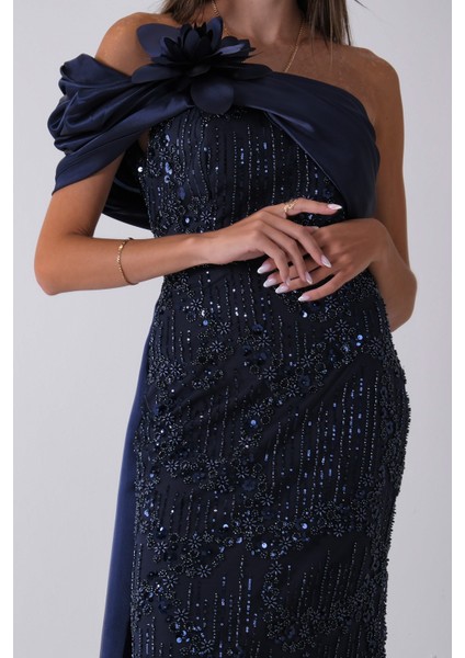 Lacivert Çiçek Detaylı Pul Boncuk Işlemeli Kuyruklu Abiye 9705650.02