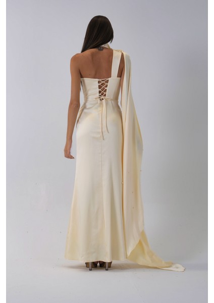 Sarı Yaka Kuşak Detaylı Tek Omuz Abiye 0801099.11 fırsatları