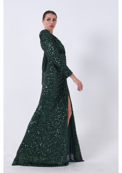 Zümrüt Pul Payetli Drapeli Önü Yırtmaçlı Abiye 9705393.123