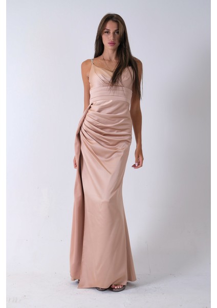 Gold Gümüş Askı Detaylı Yırtmaçlı Straplez Abiye 0801023.122