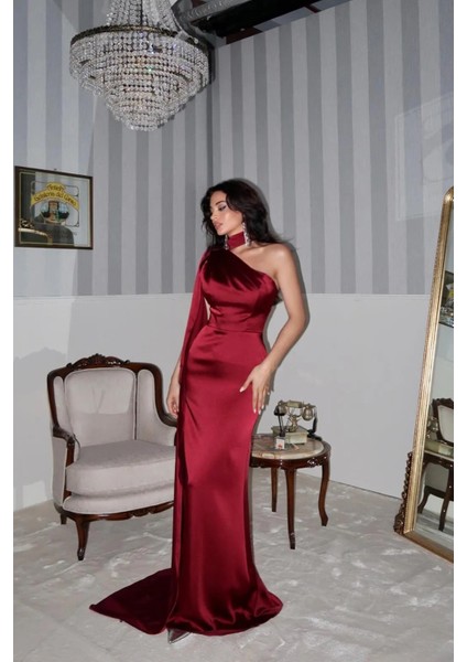 Bordo Yaka Kuşak Detaylı Tek Omuz Abiye 0801099.04 fırsatları