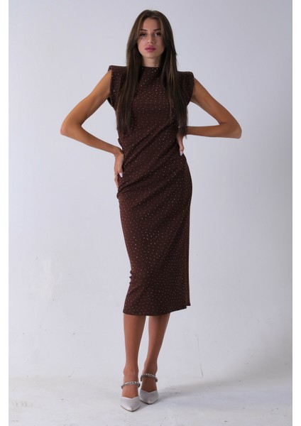 Kahve Büzgülü Üzeri Taş Detaylı Elbise 03050336.05 fiyatları
