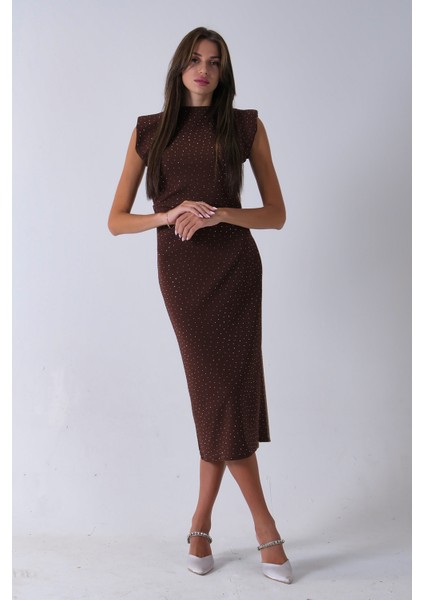 Kahve Büzgülü Üzeri Taş Detaylı Elbise 03050336.05 modelleri