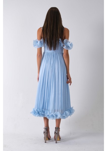 Bebe Mavi Göğüs ve Etek Ucu Çiçek Detaylı Abiye Elbise 9705622.449 indirimleri