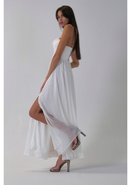 Beyaz Askılı Drapeli Uzun Şifon Abiye 08020032.15 fırsatları
