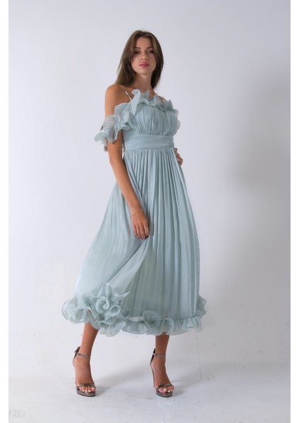 Mint Göğüs ve Etek Ucu Çiçek Detaylı Abiye Elbise 9705622.27