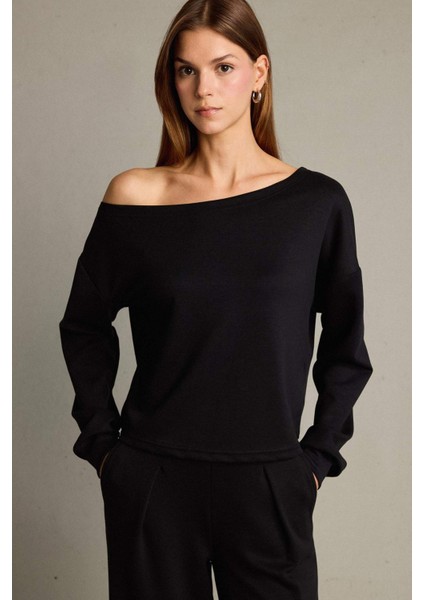 Kayık Yaka Modal Sweatshirt G2914AX25AU modelleri