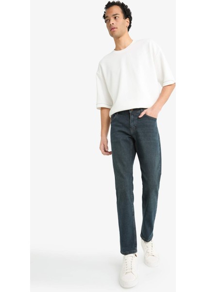 Pedro Slim Fit Dar Kalıp Normal Bel Dar Paça Jean Pantolon G1266AX25AU modelleri