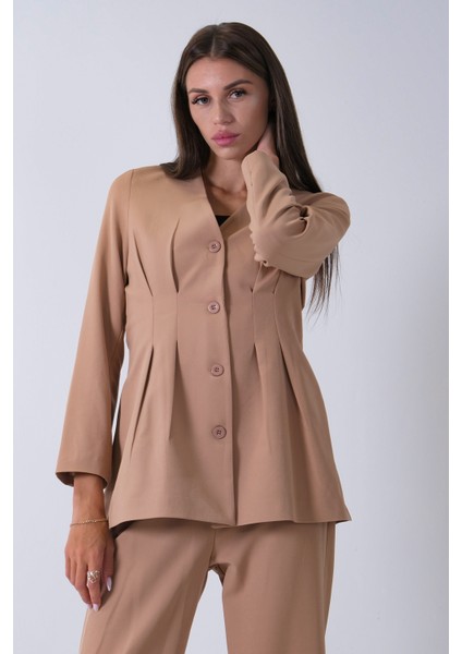 Bej Önü 4 Düğme Kapamalı Pantolonlu Takım 4592261.55