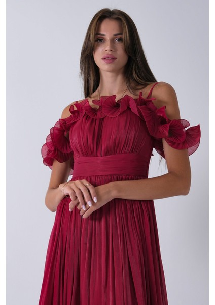 Bordo Göğüs ve Etek Ucu Çiçek Detaylı Abiye Elbise 9705622.04