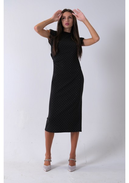 Siyah Büzgülü Üzeri Taş Detaylı Elbise 03050336.01 fiyatları