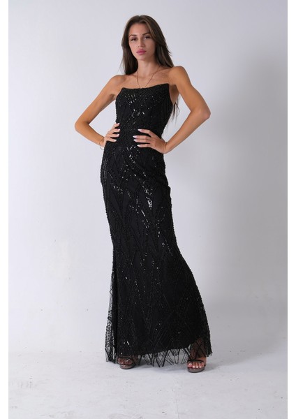 Siyah Üzeri Taş Işlemeli Sırt Bağlamalı Straplez Abiye 9705498.01