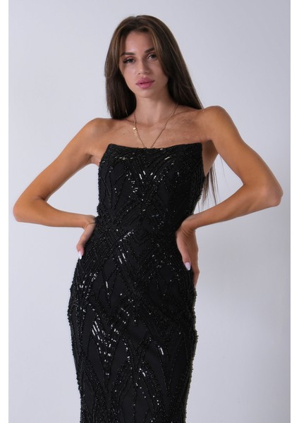 Siyah Üzeri Taş Işlemeli Sırt Bağlamalı Straplez Abiye 9705498.01