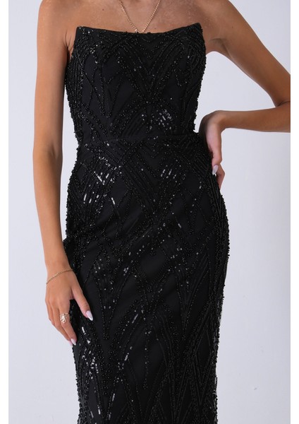 Siyah Üzeri Taş Işlemeli Sırt Bağlamalı Straplez Abiye 9705498.01