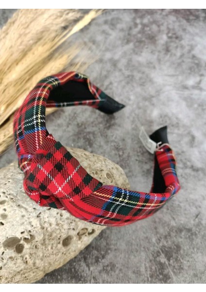 Iskoç Ekose Kumaş Desenli Düğüm Detaylı Taç modelleri