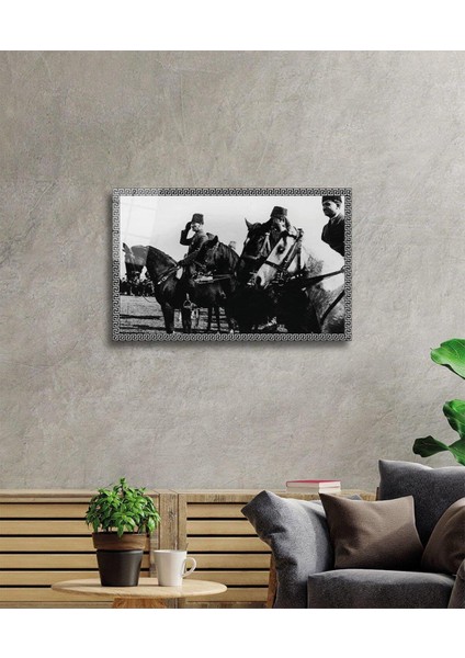 Atatürk Cam Tablo 4 mm Dayanıklı Temperli Cam, Atatürk Glass Wall Art fiyatları