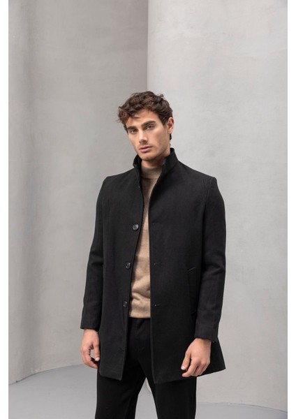 Bertolucci Dik Yaka Fit Kalıp Fileto Cepli Erkek Kaşe Kaban - Siyah